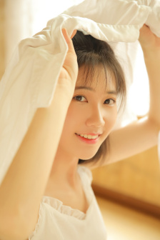 小魔女蒙娜